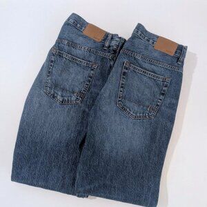 TWO Aeropostale Relaxed Jean - Medium Wash 32/32